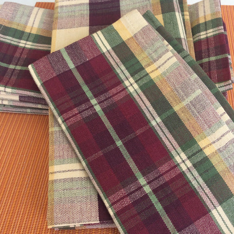 Zebuu Plaid Dinner Napkins Black Cherry