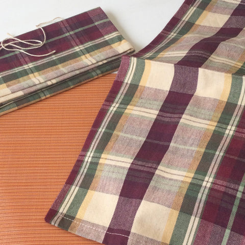 Zebuu Plaid Dinner Napkins Black Cherry