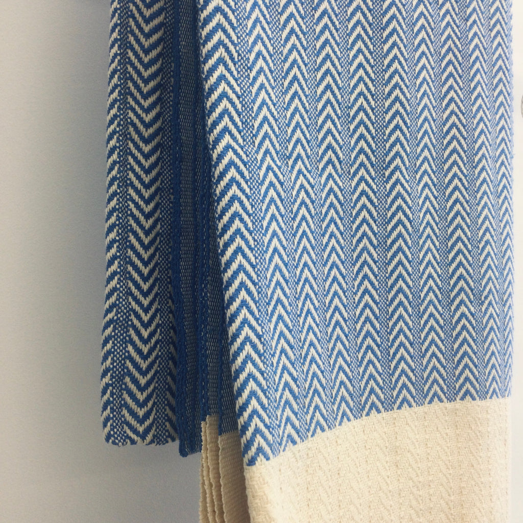 Zebuu Turkish Towel Blue Feathers